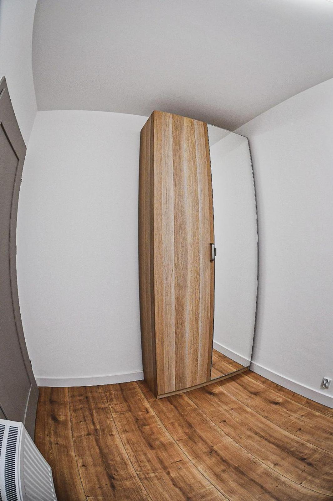 Elegant Two-Room Apartment, Sleeps 4, Near Turon Arena, With Balcony Krasków Eksteriør bilde