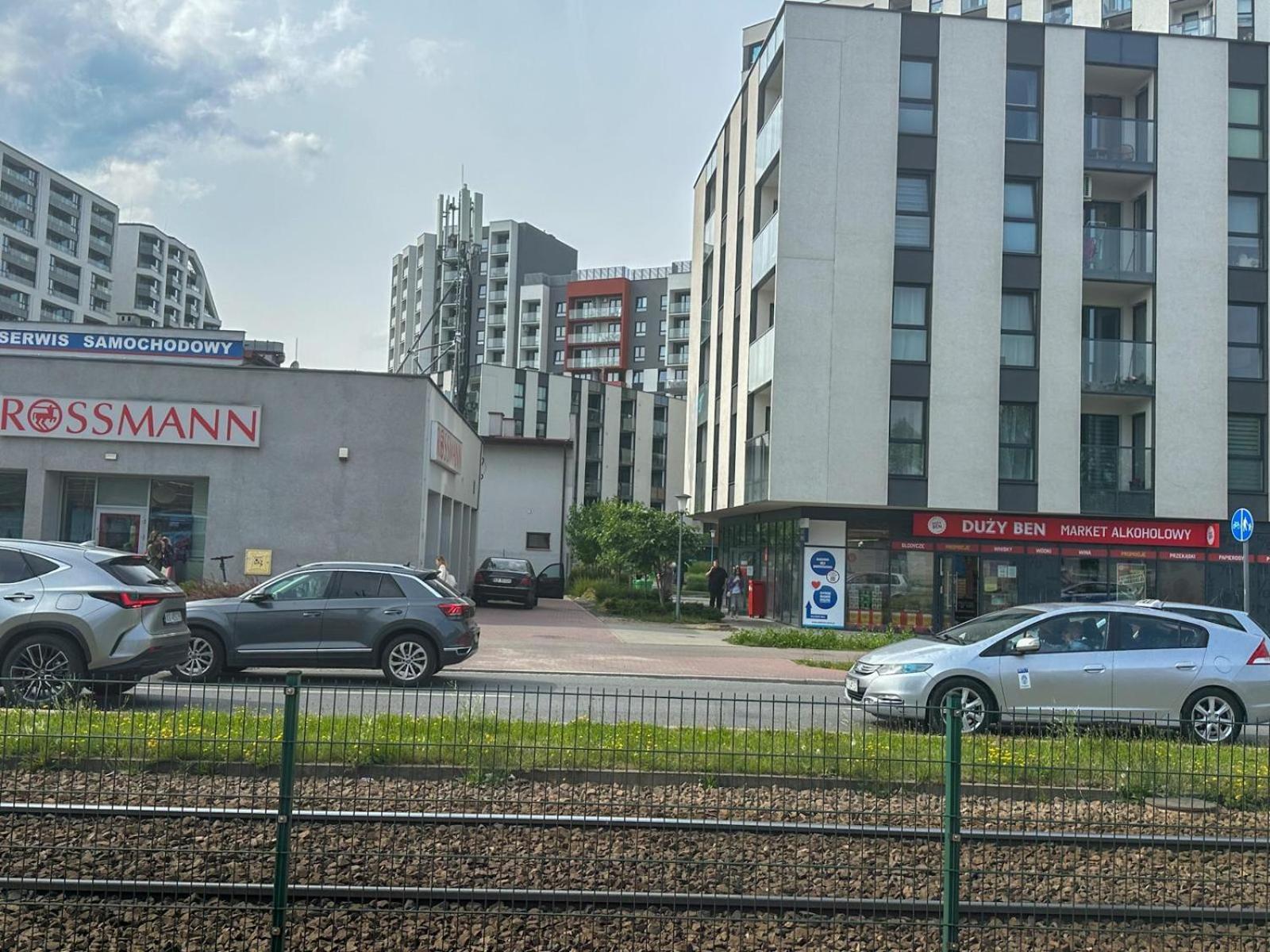 Elegant Two-Room Apartment, Sleeps 4, Near Turon Arena, With Balcony Krasków Eksteriør bilde
